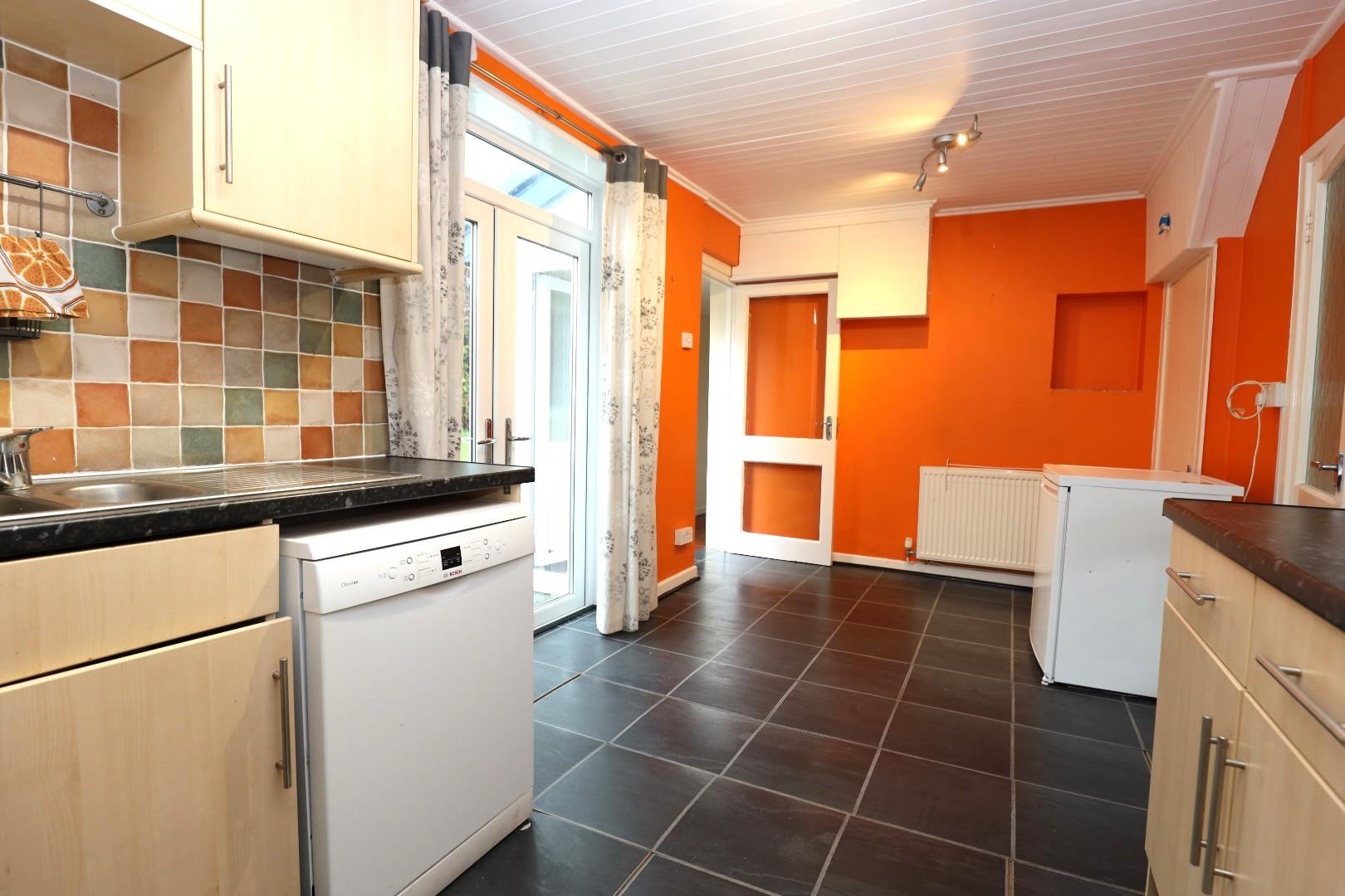 19 Cantref Road, Abergavenny, Mons. NP7 7DL